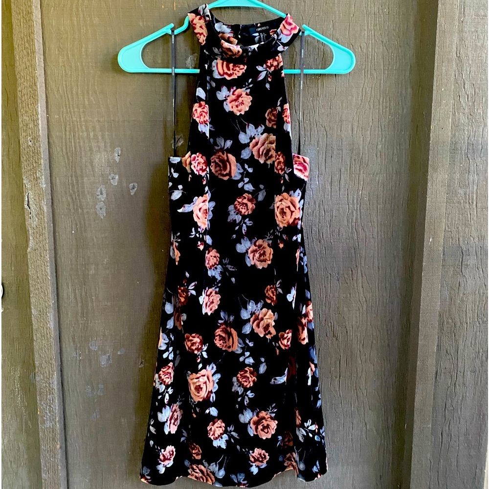 Roselynn Date Night Dress